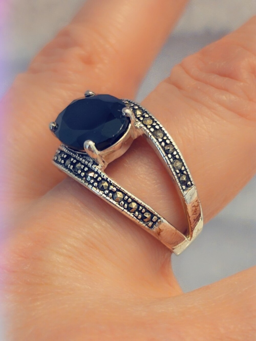Estate Marcasite & Onyx Sterling Silver 925 Gemstine Ring